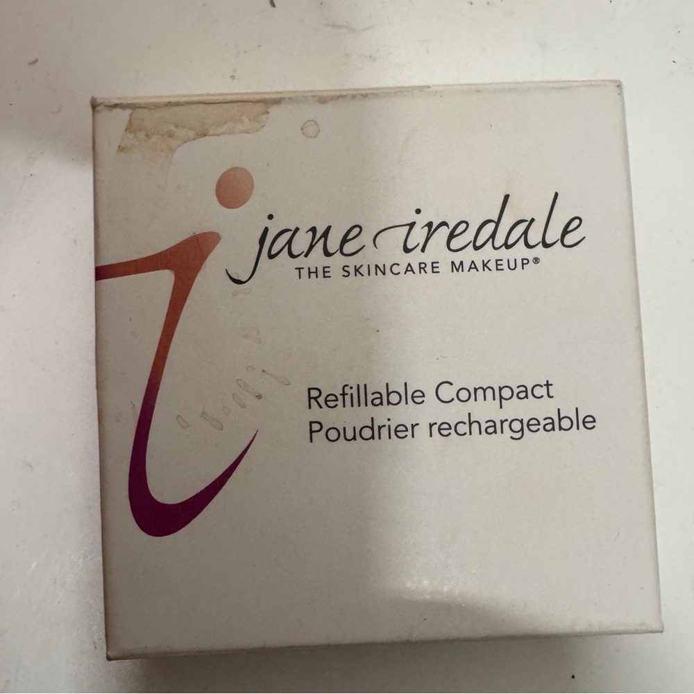Jane Iredale Refillable Compact Poudrier rechargeable Silver
